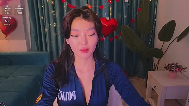 AudreyMell online show from February 20, 2:35 pm