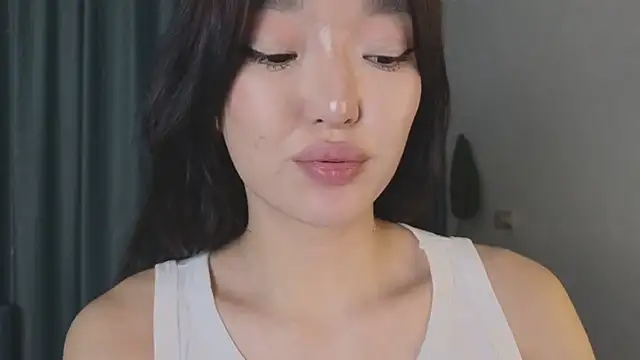 AudreyMell online show from March 5, 5:50 pm