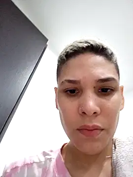 Charlee pink online show from December 14, 10:28 pm