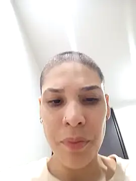 Charlee pink online show from December 24, 2:54 pm