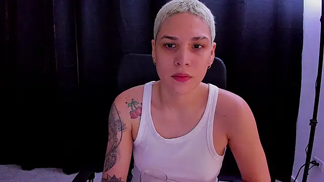 Charlee pink online show from September 16, 1:12 pm