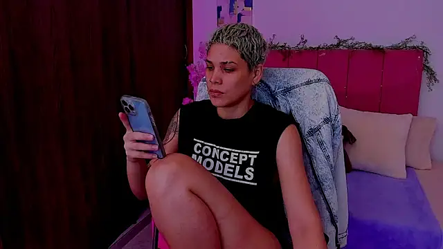 Charlee pink online show from October 17, 7:16 pm