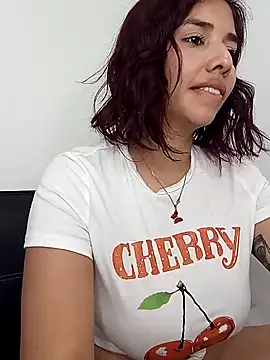 LucyMartelli online show from February 6, 7:51 pm