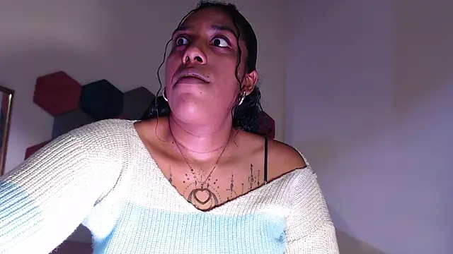 Snapshot of ViolethRammtein chatting on February 9, 10:21 pm ViolethRammtein online show from February 9, 10:21 pm