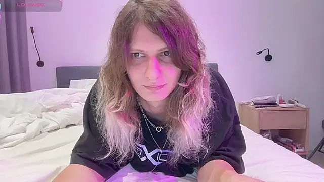 Alice Pinkhead online show from November 27, 10:28 am