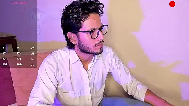 Nicholasrodrii online show from December 10, 10:47 pm