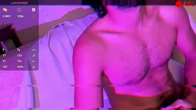 Nicholasrodrii online show from December 12, 4:48 am