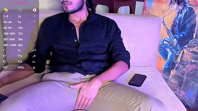 Nicholasrodrii online show from January 14, 1:28 pm