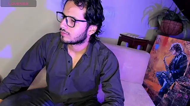 Nicholasrodrii online show from January 15, 9:56 am