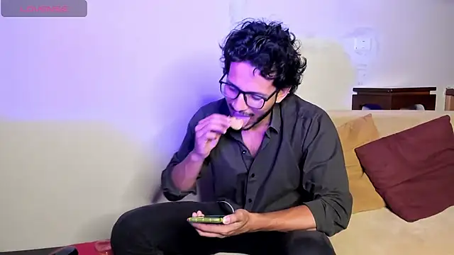 Nicholasrodrii online show from February 8, 11:02 pm