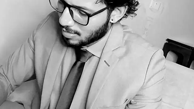 Nicholasrodrii online show from March 2, 1:15 am