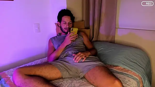 Nicholasrodrii online show from September 11, 11:38 pm