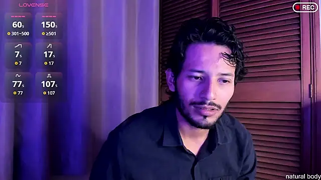 Nicholasrodrii online show from October 8, 11:24 pm