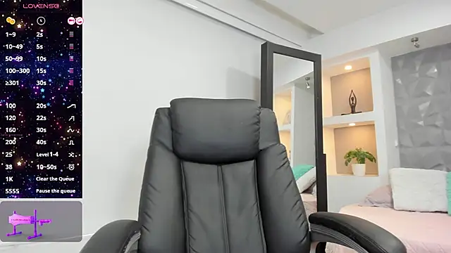 Snapshot of elisa_collins chatting on December 23, 5:43 pm elisa collins online show from December 23, 5:43 pm