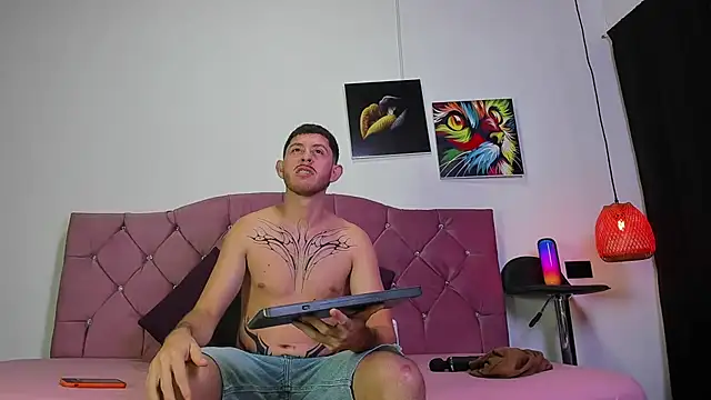 louis bcasta1 online show from March 3, 11:00 am