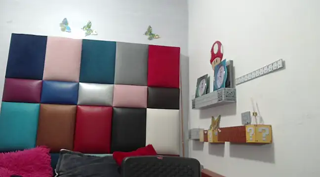 lily jamesx online show from March 7, 8:44 pm