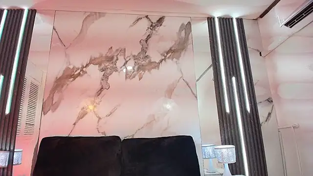 EvaHalsey online show from September 17, 7:48 pm