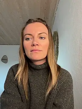 Milla  one online show from March 4, 4:30 pm