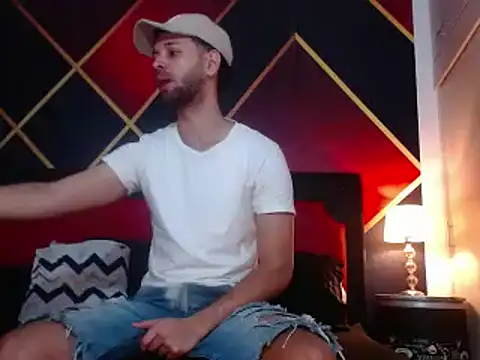 Snapshot of CindyandCarlo chatting on January 23, 2:28 pm CindyandCarlo online show from January 23, 2:28 pm