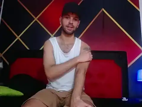 Snapshot of CindyandCarlo chatting on February 28, 7:14 pm CindyandCarlo online show from February 28, 7:14 pm