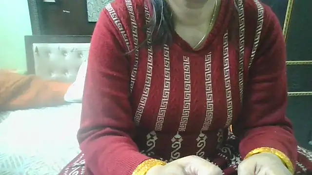 couplesuni online show from February 18, 11:44 am