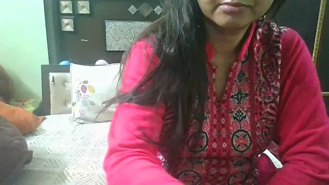 couplesuni online show from February 24, 3:44 am