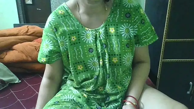 couplesuni online show from October 6, 3:04 am