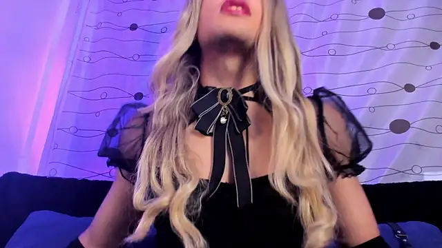 LukaCastillo online show from January 15, 4:04 am