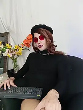 LukaCastillo online show from November 7, 9:04 pm