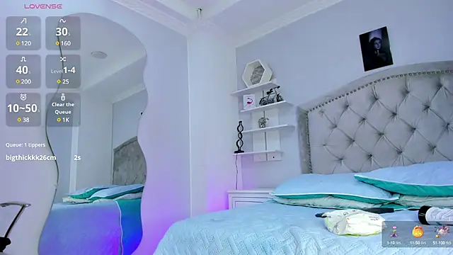 LiaFlowers online show from December 11, 3:02 am