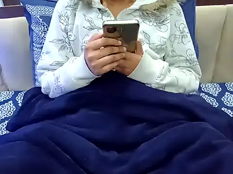 GoldnessAishu online show from December 15, 4:37 pm