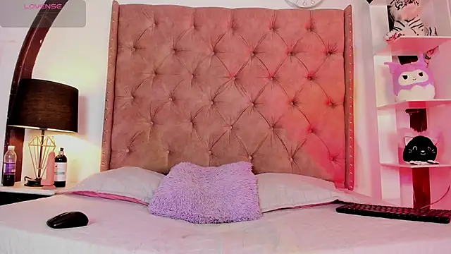 LadyAvalon online show from February 1, 7:44 pm