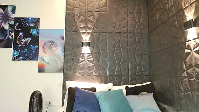 graceymilf666 online show from September 17, 11:23 am