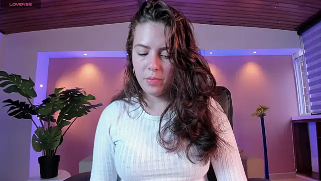 Lyssa Muller online show from February 19, 11:49 am