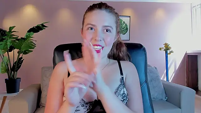 Lyssa Muller online show from March 14, 7:12 pm