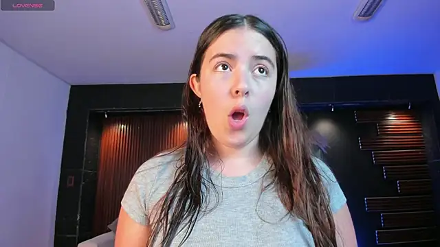 Lyssa Muller online show from November 14, 1:21 pm