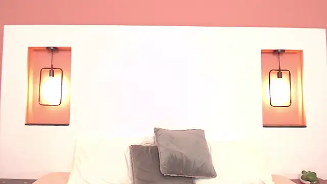 Miley Collins online show from December 12, 11:14 pm