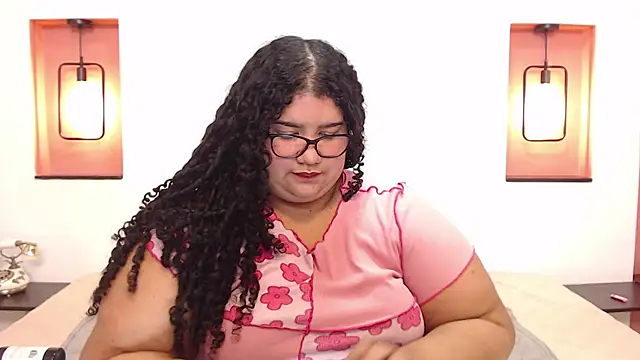 Miley Collins online show from December 28, 11:26 pm