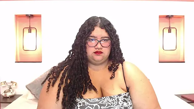 Miley Collins online show from January 14, 6:17 pm