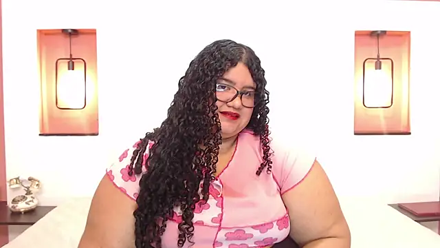 Miley Collins online show from January 17, 8:11 pm