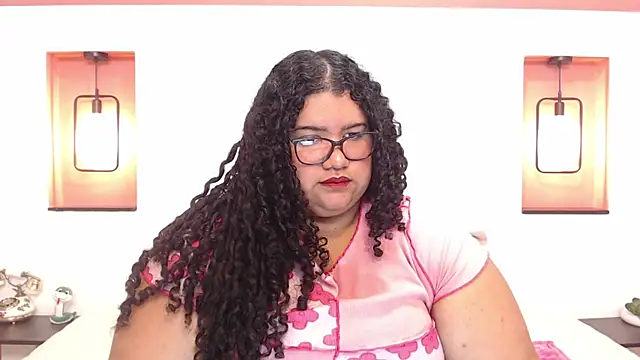 Miley Collins online show from February 17, 8:58 pm