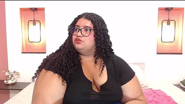 Miley Collins online show from March 1, 2:59 am