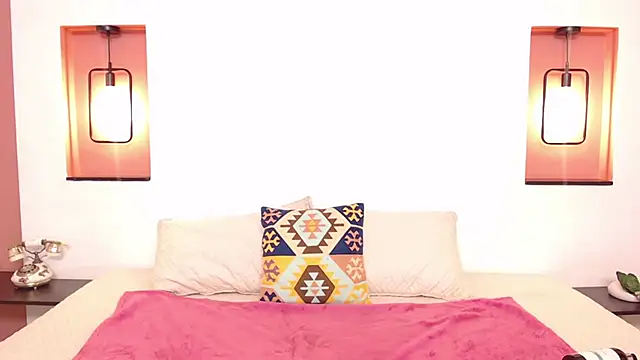 Miley Collins online show from March 20, 4:09 pm