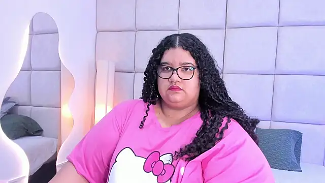 Miley Collins online show from November 12, 12:38 pm