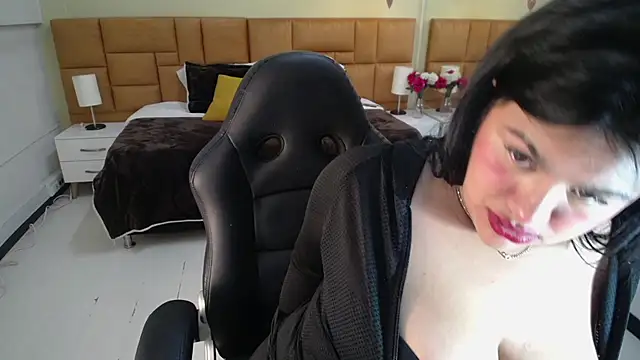  Dulcinea 1 online show from March 3, 5:18 pm