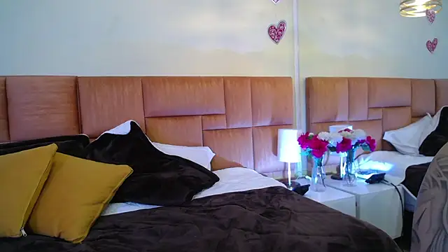  Dulcinea 1 online show from March 7, 12:23 pm