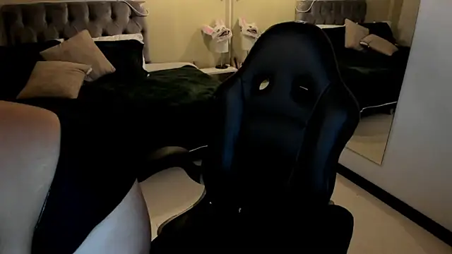  Dulcinea 1 online show from November 8, 10:37 am