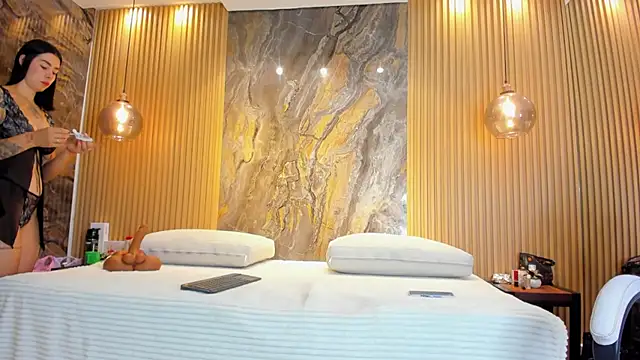 nathassa grant online show from March 6, 11:36 am