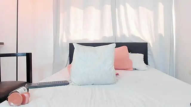 DailaSmith online show from January 9, 6:36 pm