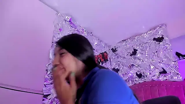 SarahStones online show from October 24, 4:31 am